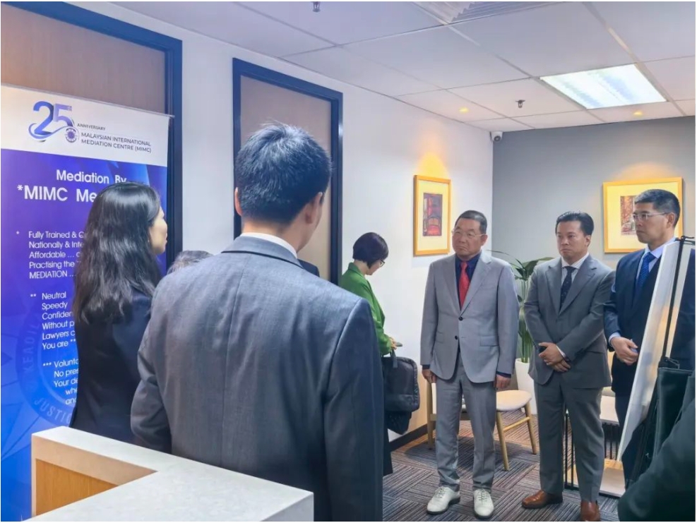 The delegation of BZW  was invited to visit the Malaysian Bar Association and the Asian International Arbitration Center